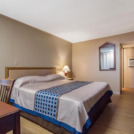Knights Inn Amsterdam Zewnętrze zdjęcie