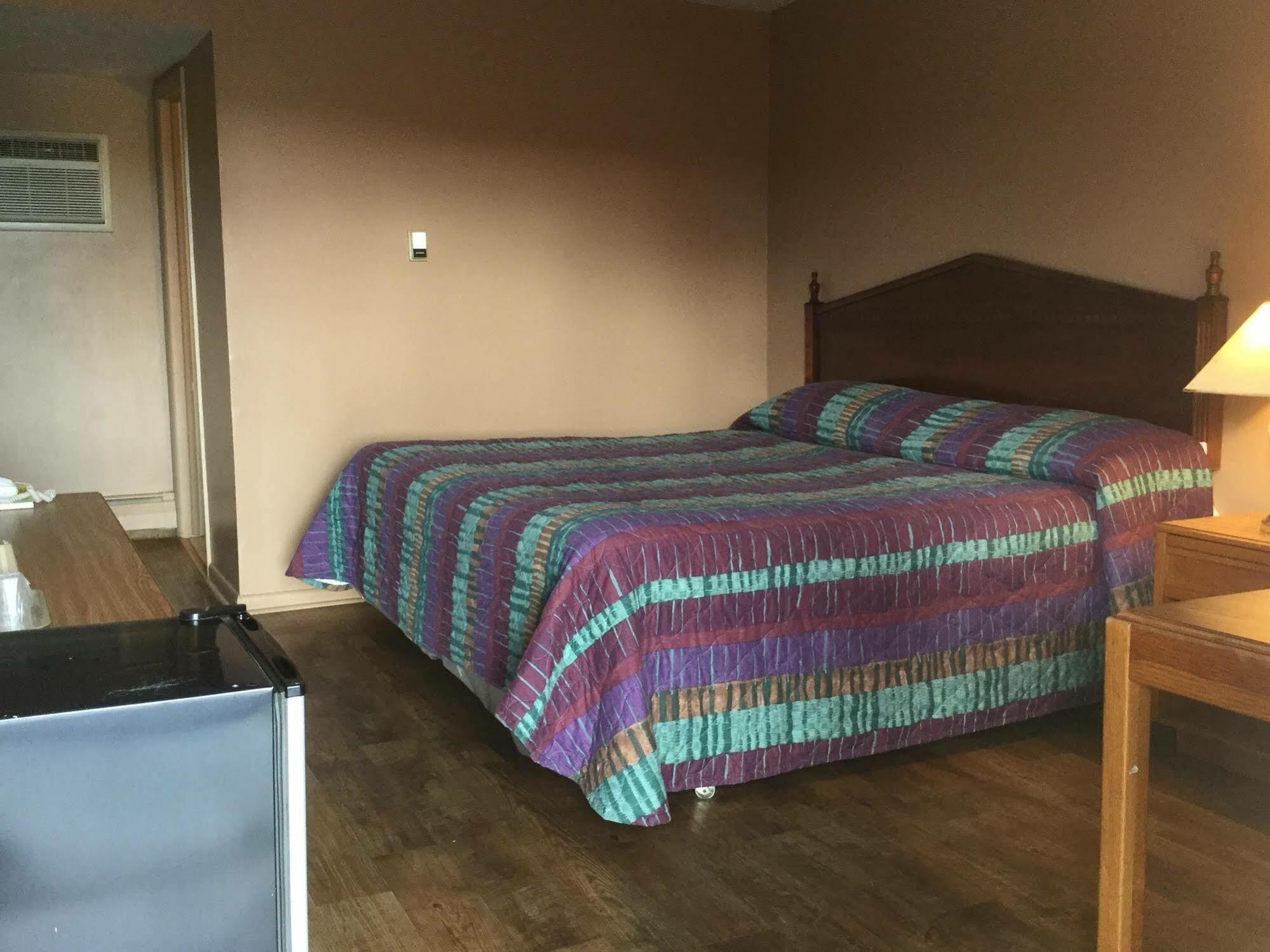 Knights Inn Amsterdam Zewnętrze zdjęcie